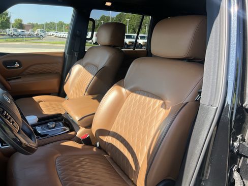 Used 2023 INFINITI QX80 Sensory w/ Cargo Package AWD/4WD image 16