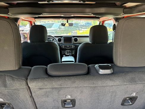 Used 2020 Jeep Wrangler Unlimited Sport S w/ Sun And Sound Package image 14