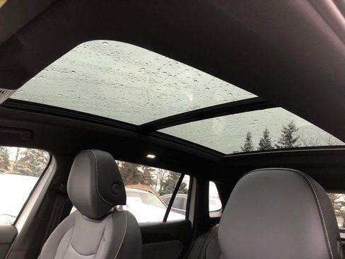 New 2026 Volkswagen Tiguan SE R-Line image 15