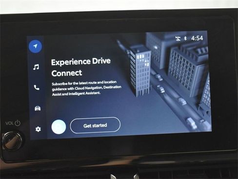 Used 2025 Toyota Corolla LE image 18