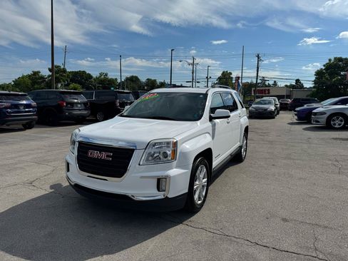 Used 2017 GMC Terrain SLE w/ Convenience Package AWD/4WD image 7