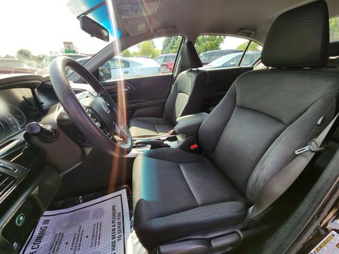 Used 2016 Honda Accord LX image 14