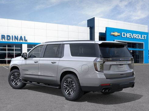 New 2026 Chevrolet Suburban Z71 w/ Comfort Package image 3