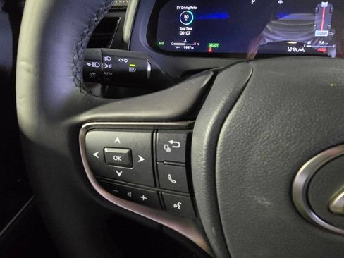 Used 2025 Lexus UX 300h FWD w/ Accessory Package (Z2) image 24