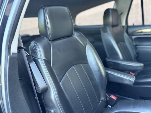 Used 2014 Buick Enclave Premium AWD/4WD image 19