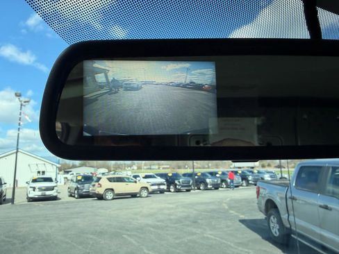 Used 2021 Chevrolet Express 2500 RWD 2500 135 w/ Communications Package image 26