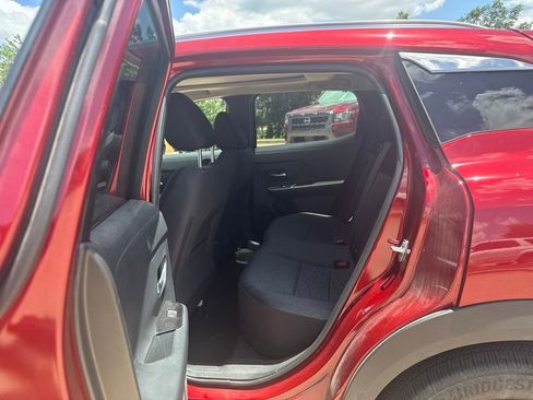 Certified 2025 Nissan Kicks SV w/ SV Premium Package FWD image 11