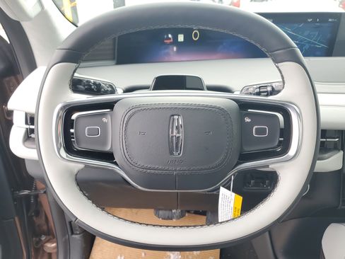 New 2026 Lincoln Navigator L Black Label image 16