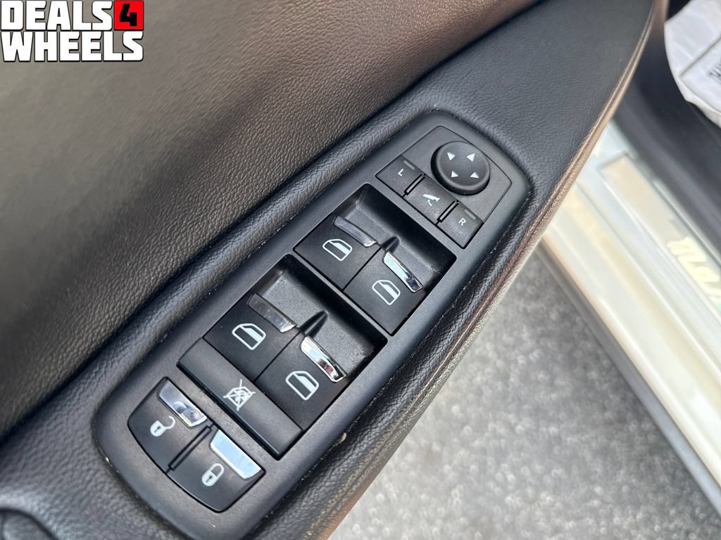 Used 2015 Maserati Ghibli RWD image 11