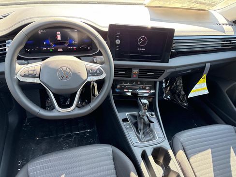 New 2025 Volkswagen Jetta S image 8