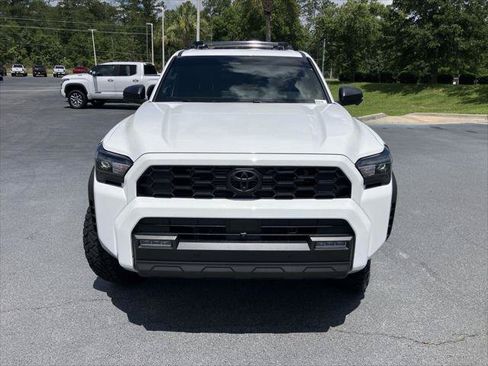 Certified 2026 Toyota 4Runner TRD Off-Road Premium AWD/4WD image 8