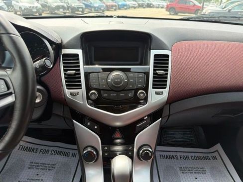 Used 2014 Chevrolet Cruze LT FWD image 22