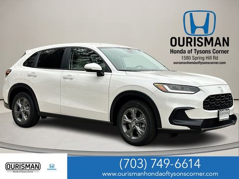 New 2026 Honda HR-V LX image 1