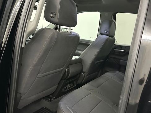 Used 2022 Chevrolet Silverado 1500 LT image 24