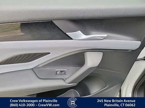 New 2026 Volkswagen Tiguan SE R-Line image 48