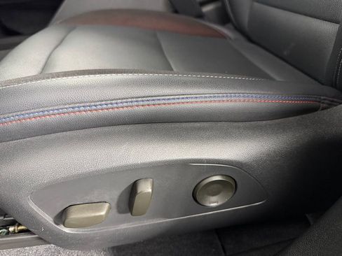 Used 2024 Chevrolet Equinox EV RS image 23