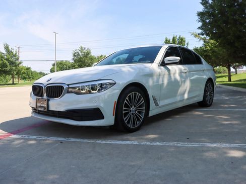 Used 2019 BMW 530i RWD image 3