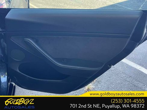 Used 2021 Tesla Model 3 Standard Range Plus RWD image 18