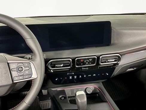 New 2026 Nissan Sentra SR FWD image 11