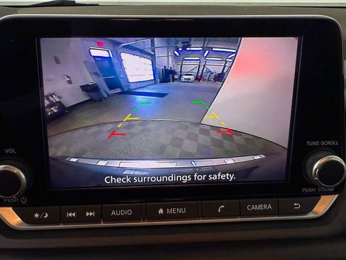 Certified 2023 Nissan Rogue SV image 19