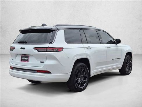 Used 2026 Jeep Grand Cherokee L Summit w/ Obsidian Package AWD/4WD image 5