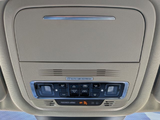 Used 2025 Lincoln Nautilus Reserve w/ Jet Appearance Package AWD/4WD image 13