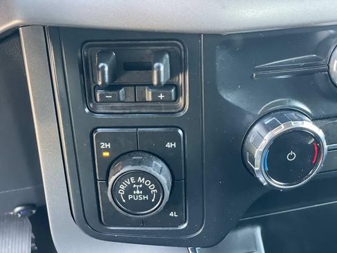 Used 2025 Ford F150 XLT w/ Equipment Group 301A Standard AWD/4WD image 16