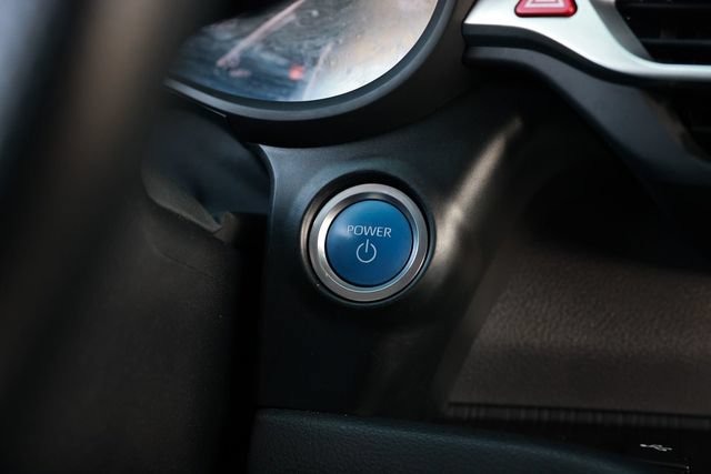 Used 2023 Toyota Sienna XSE FWD image 38