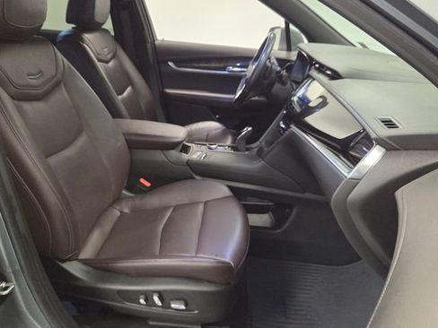 Used 2020 Cadillac XT6 Premium Luxury image 15