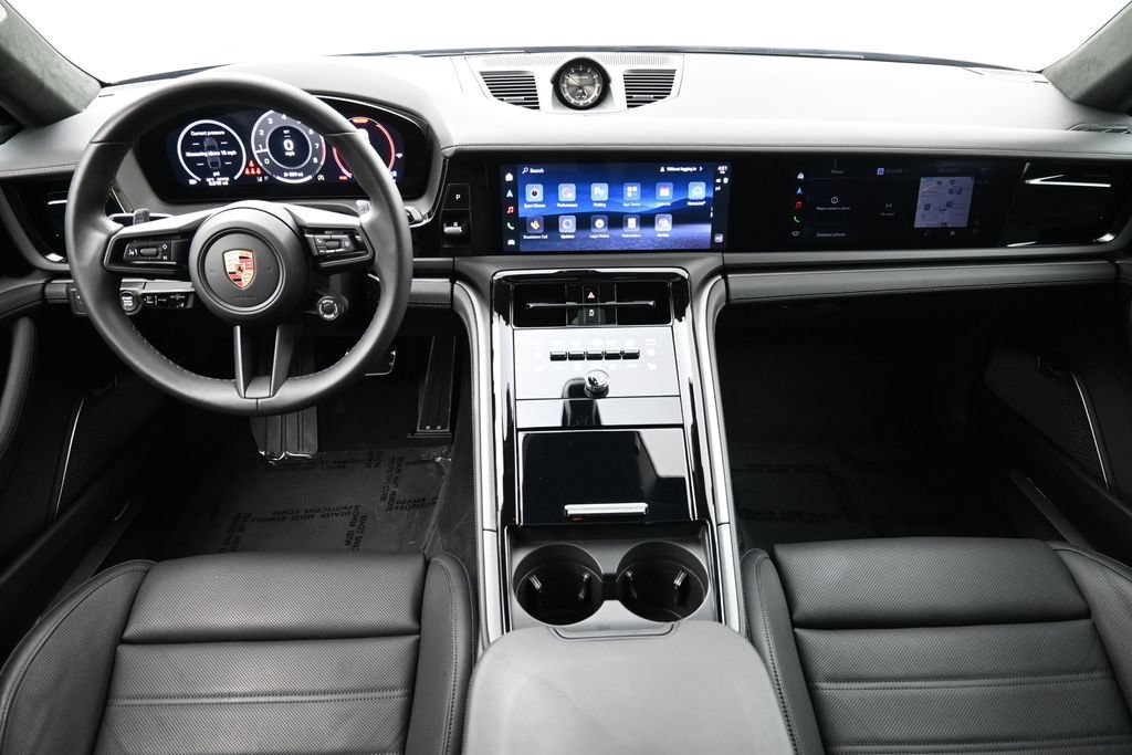 Certified 2026 Porsche Panamera GTS AWD/4WD image 6