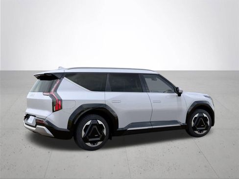 New 2026 Kia EV9 Land image 6