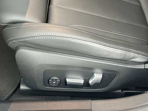 Used 2023 BMW i4 eDrive40 image 14