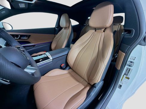 New 2026 Mercedes-Benz CLE 300 4MATIC Coupe image 12