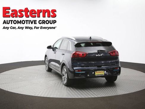 Used 2022 Kia Niro EX w/ Cold Weather Package FWD image 64