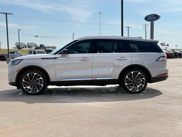 Used 2025 Lincoln Aviator Reserve w/ Equipment Group 201A AWD/4WD image 5