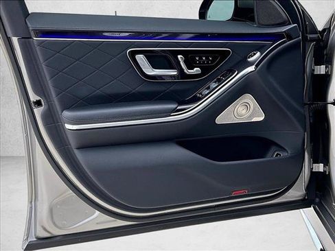 Certified 2024 Mercedes-Benz S 580 4MATIC Sedan image 17