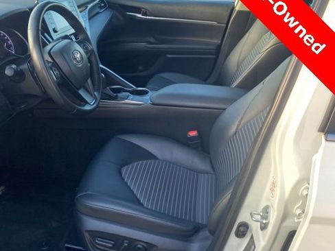Used 2024 Toyota Camry SE image 17