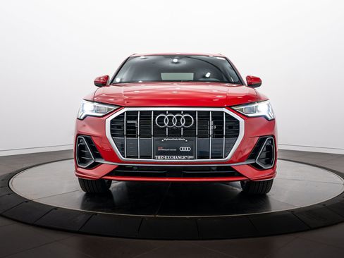 Certified 2023 Audi Q3 2.0T Premium Plus w/ Premium Plus Package AWD/4WD image 22
