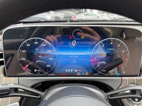 Used 2025 Mercedes-Benz E 350 Sedan image 24