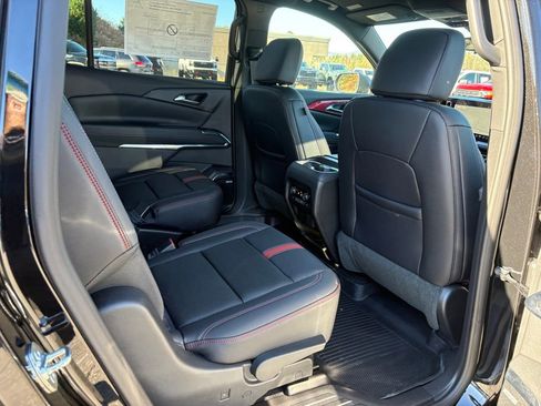 New 2026 Chevrolet Traverse RS image 27