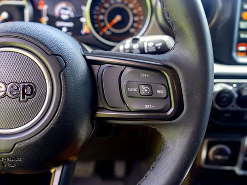 Used 2023 Jeep Wrangler Unlimited Sport AWD/4WD image 16