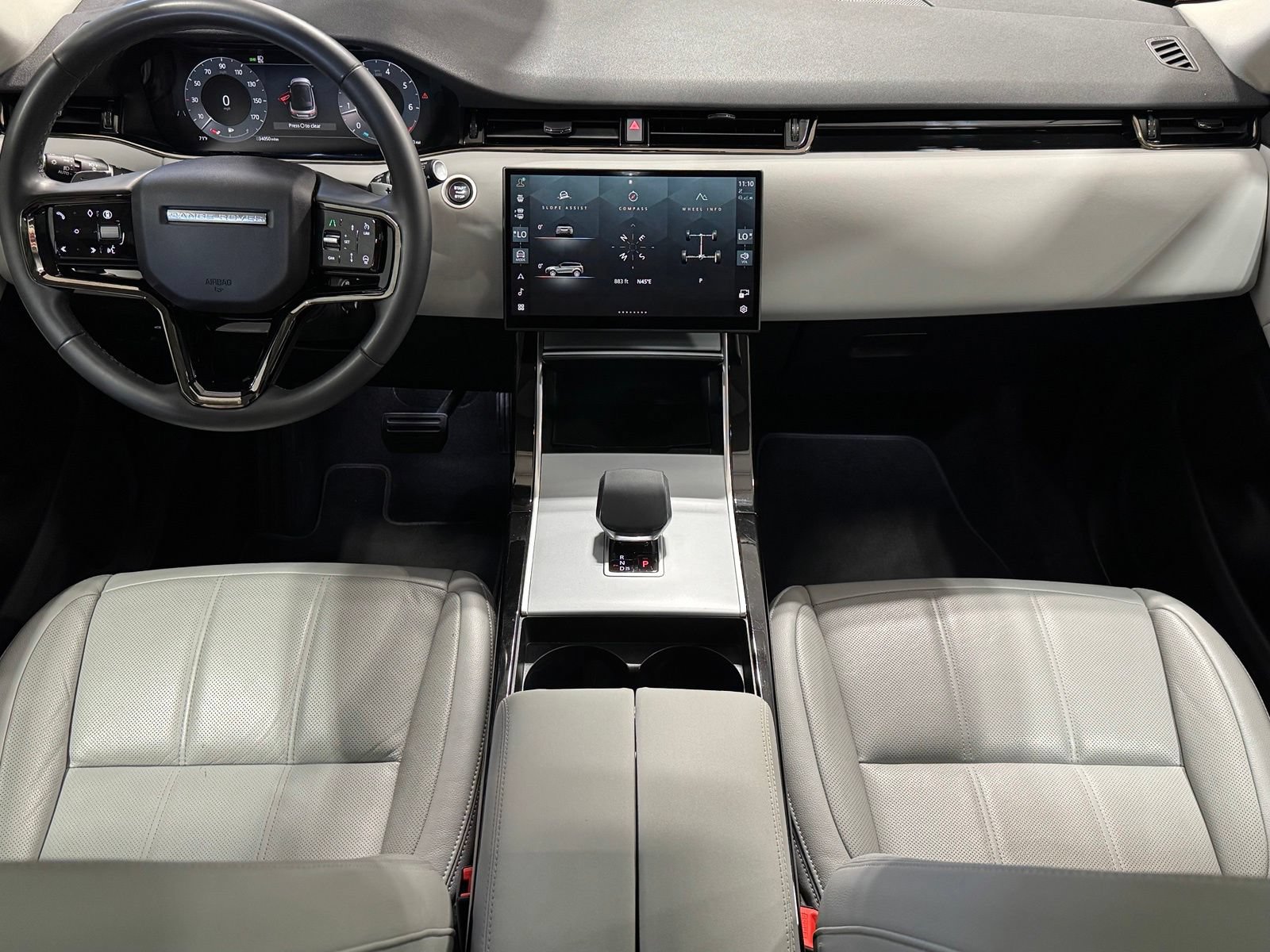 Used 2024 Land Rover Range Rover Evoque S AWD/4WD image 2