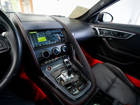Used 2021 Jaguar F-TYPE Coupe RWD image 35