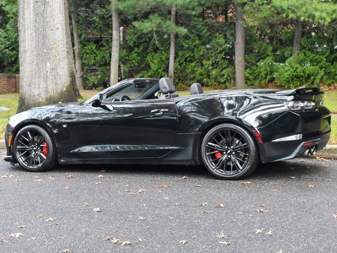 Used 2020 Chevrolet Camaro SS image 6