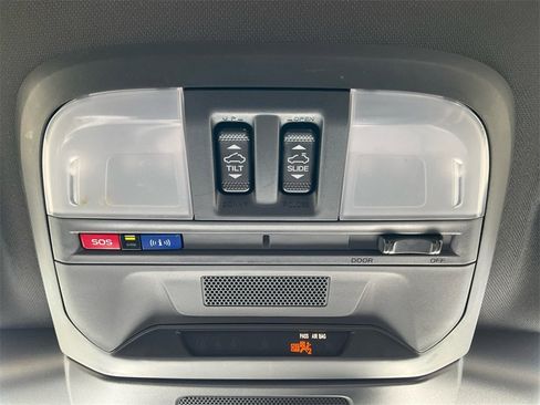 Used 2022 Subaru WRX Limited image 12