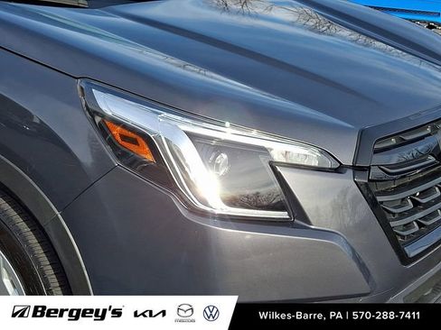 Used 2022 Subaru Forester image 11