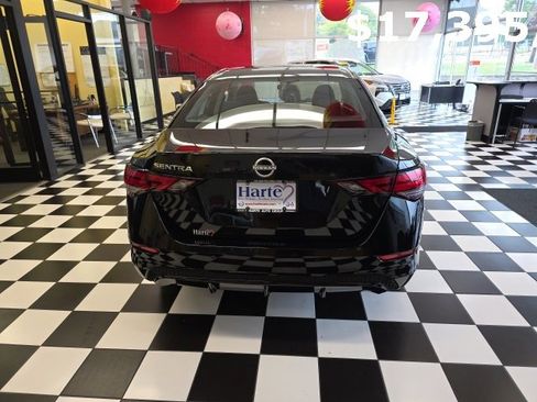 Used 2024 Nissan Sentra S image 5