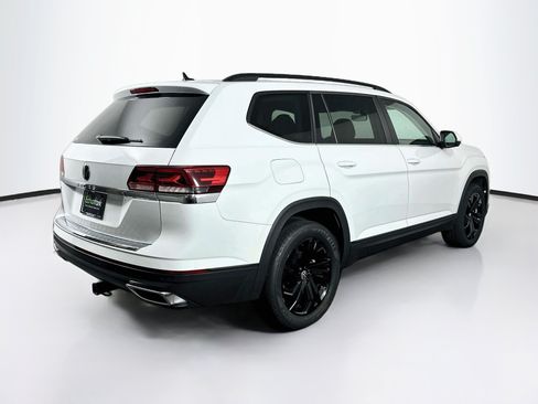 Used 2023 Volkswagen Atlas SE w/ Panoramic Sunroof Package FWD image 9