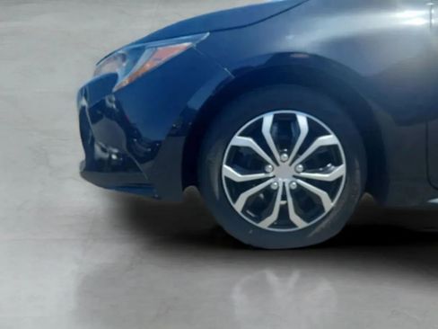 Used 2021 Toyota Corolla LE FWD image 42