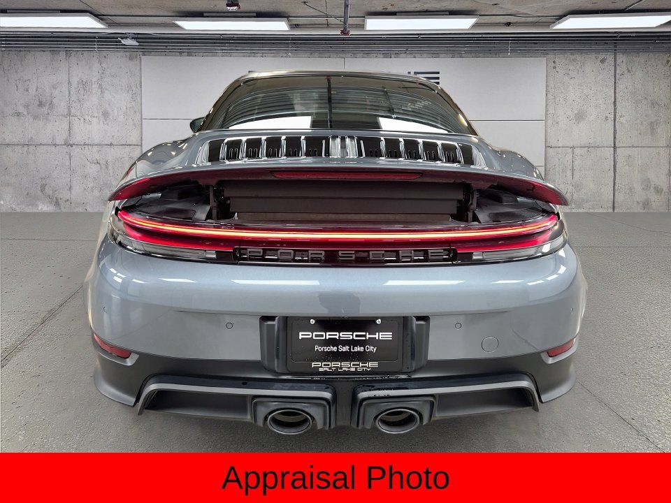 Certified 2026 Porsche 911 Targa 4 GTS AWD/4WD image 42